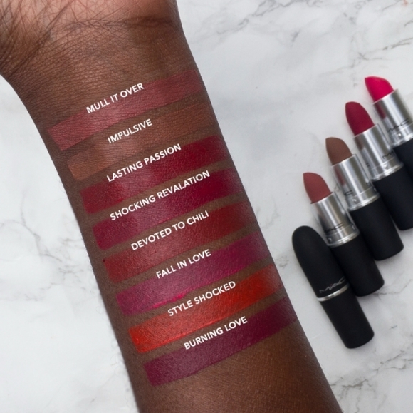 Mac Cosmetics Powder Kiss Lipstick | Style Shocked | Brand New in Box - Picture 9 of 15